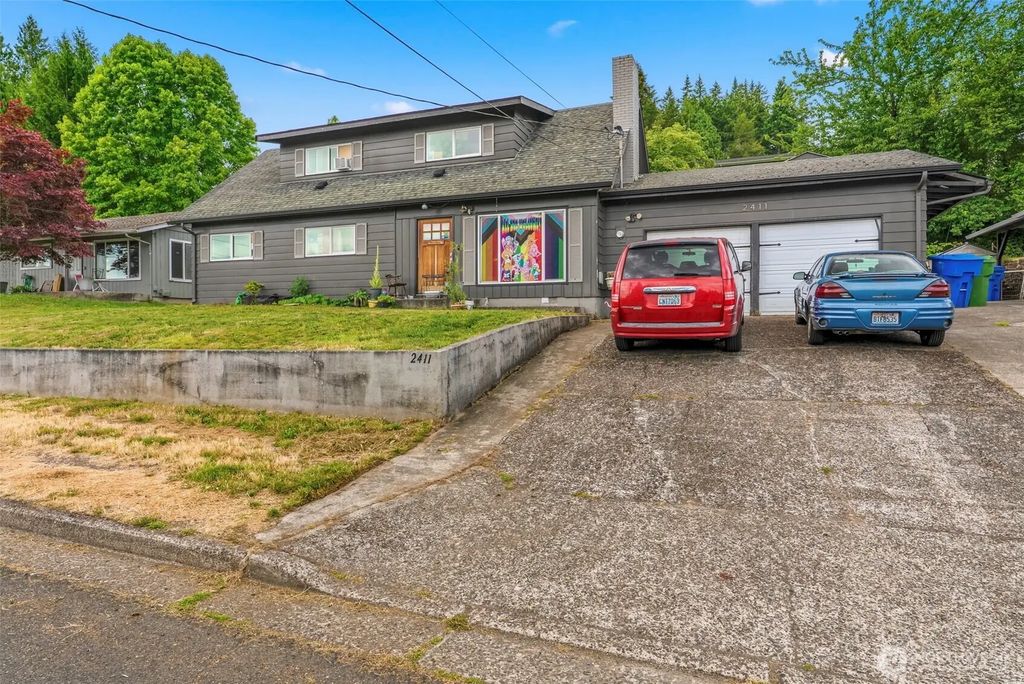 2411 Burcham Street, Kelso