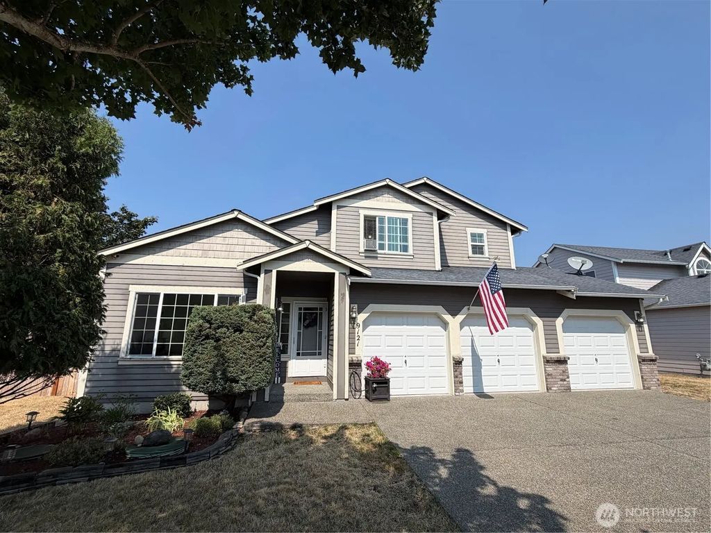 9121 Paradise View Street Se, Yelm