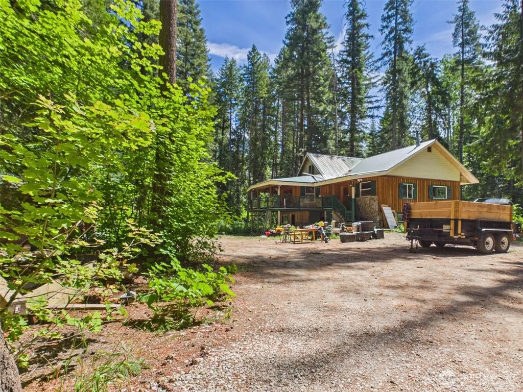 13995 Brae Burn, Leavenworth