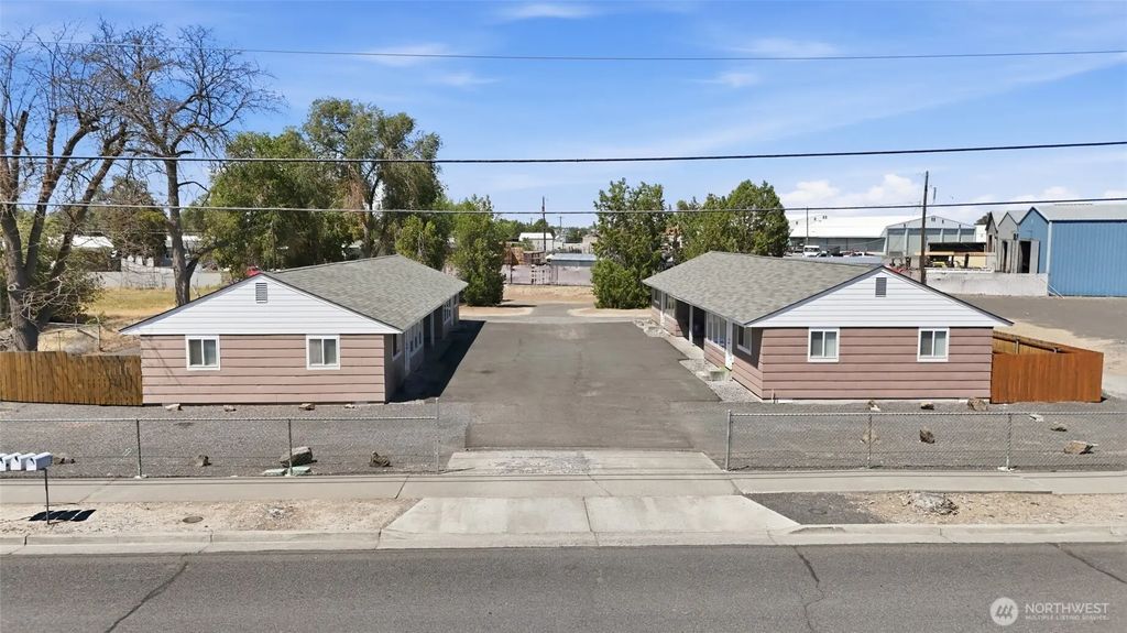 329 S Gibby Road, Moses Lake