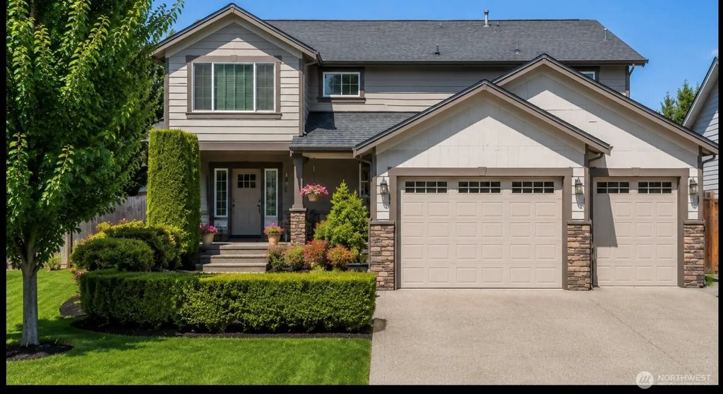 2521 12th Avenue Nw, Puyallup