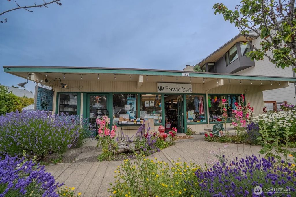 199 Main Street, Orcas Island