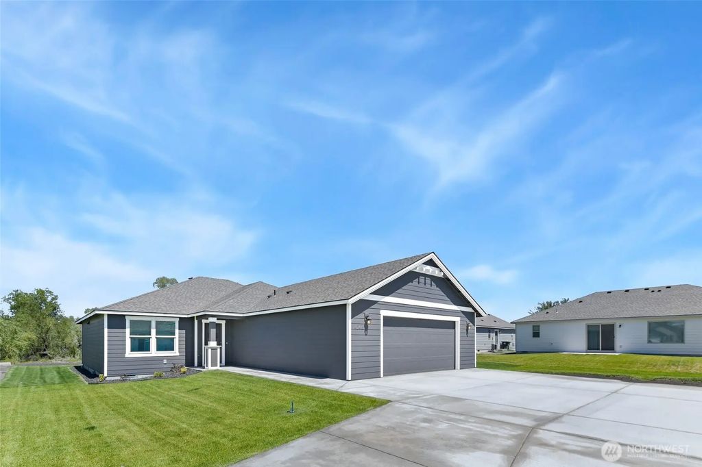 4246 W Sandy Court, Moses Lake