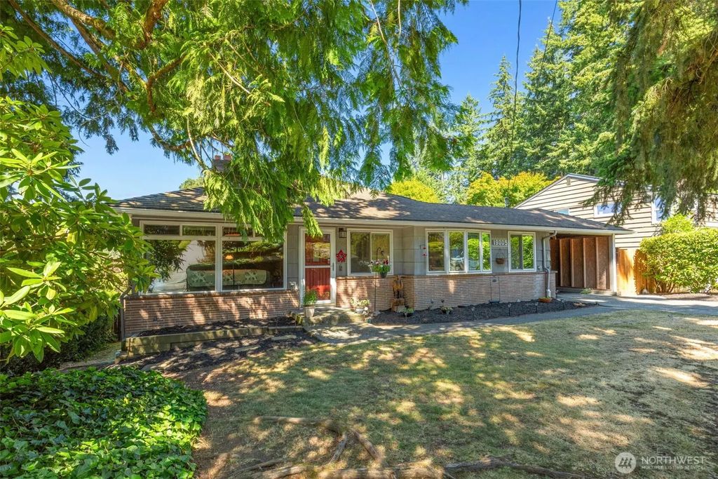 19005 104th Avenue Ne, Bothell