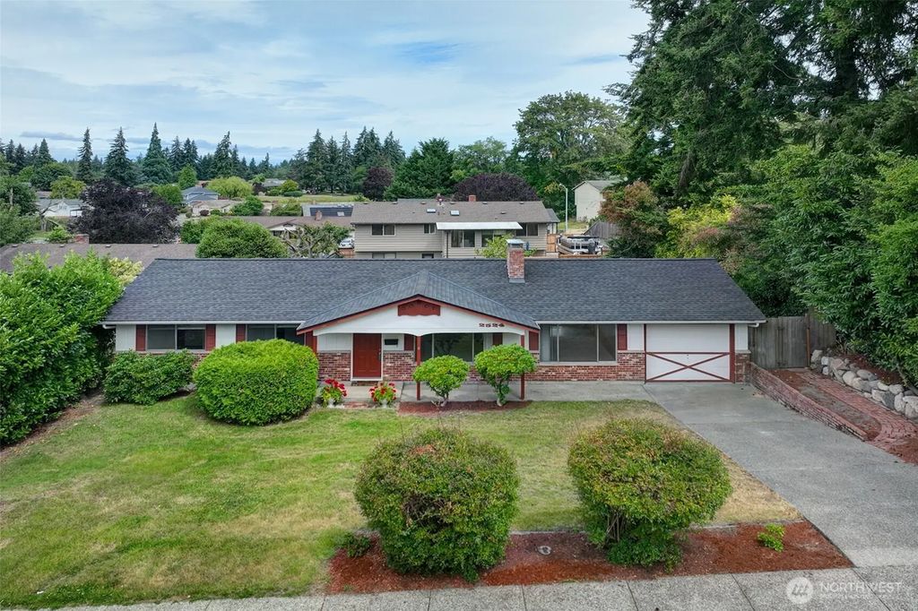 2524 Sw 325th Place, Federal Way