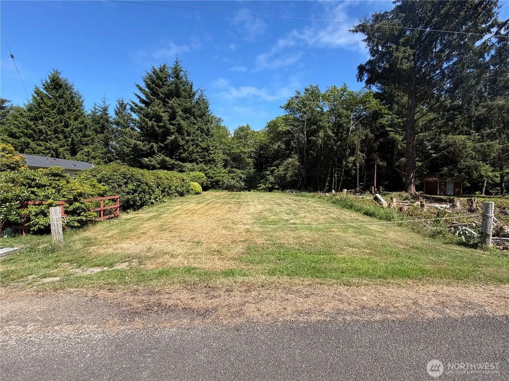 32016 T Pl, Ocean Park