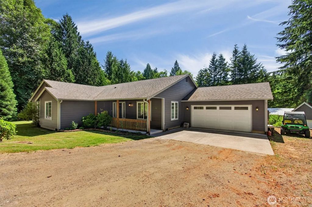 937 Germany Creek, Longview