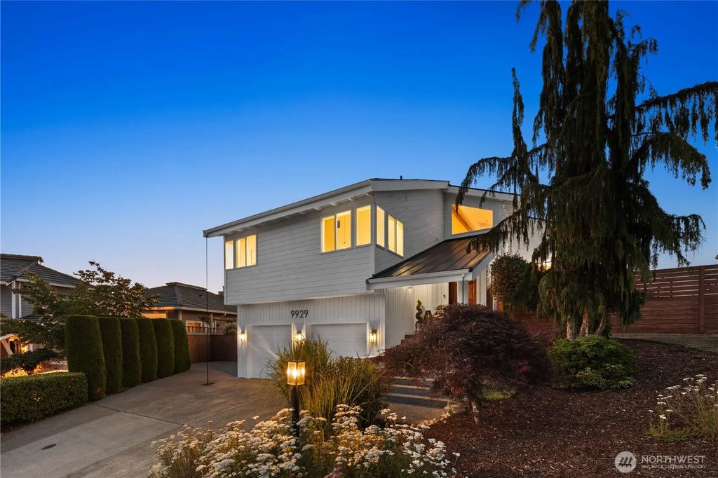 9929 76th Street Sw, Lakewood