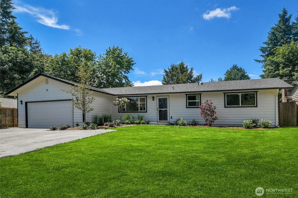 13020 Robinhood Lane, Snohomish