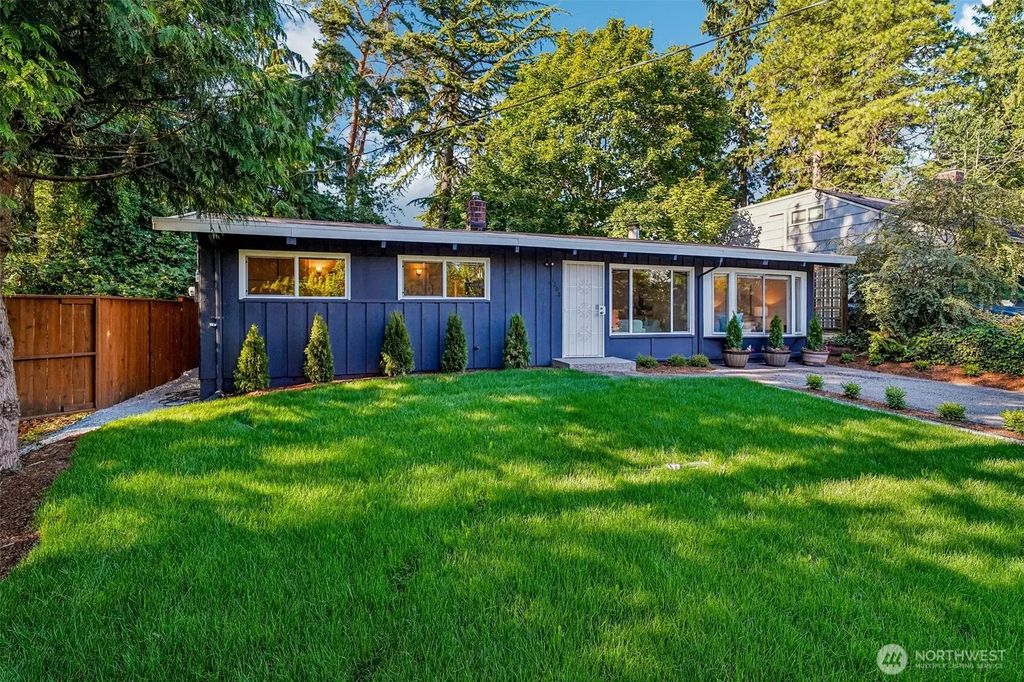 1208 Ne Northgate Way, Seattle