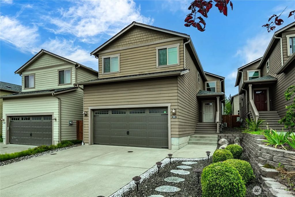 391 Ne Ohenry Court, Poulsbo