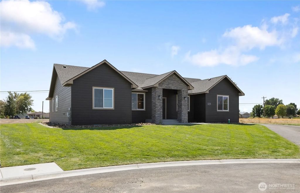 6427 Ne 2.05 Road, Moses Lake
