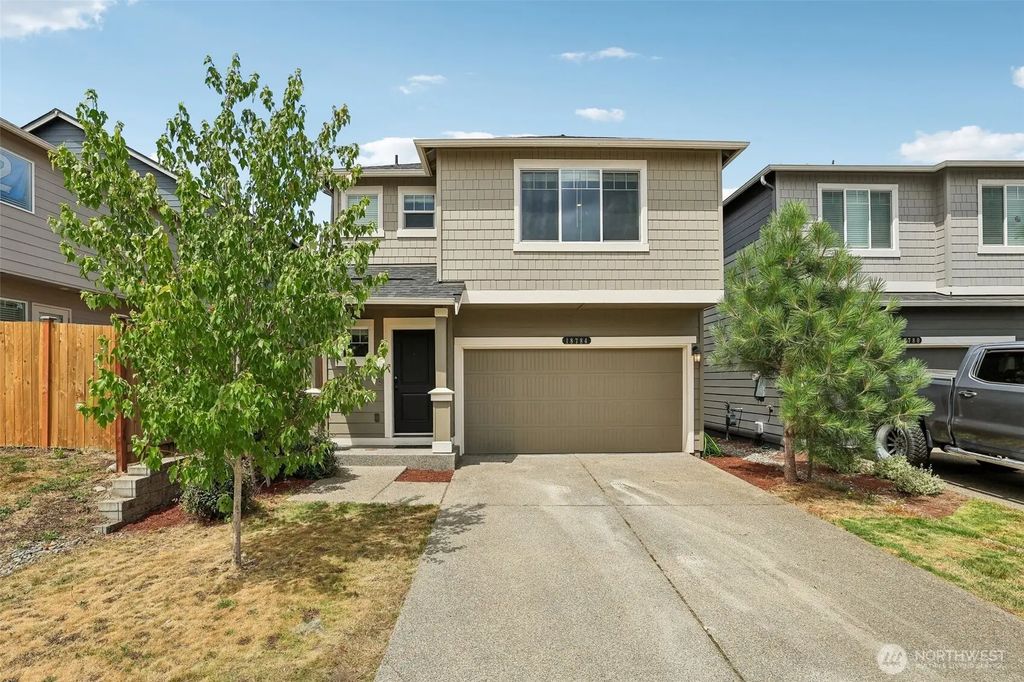 18784 108th Avenue E, Puyallup