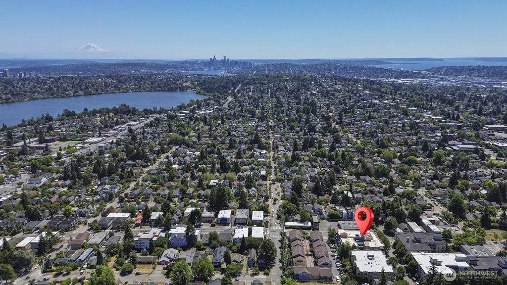 600 N 85th Street 401, Seattle
