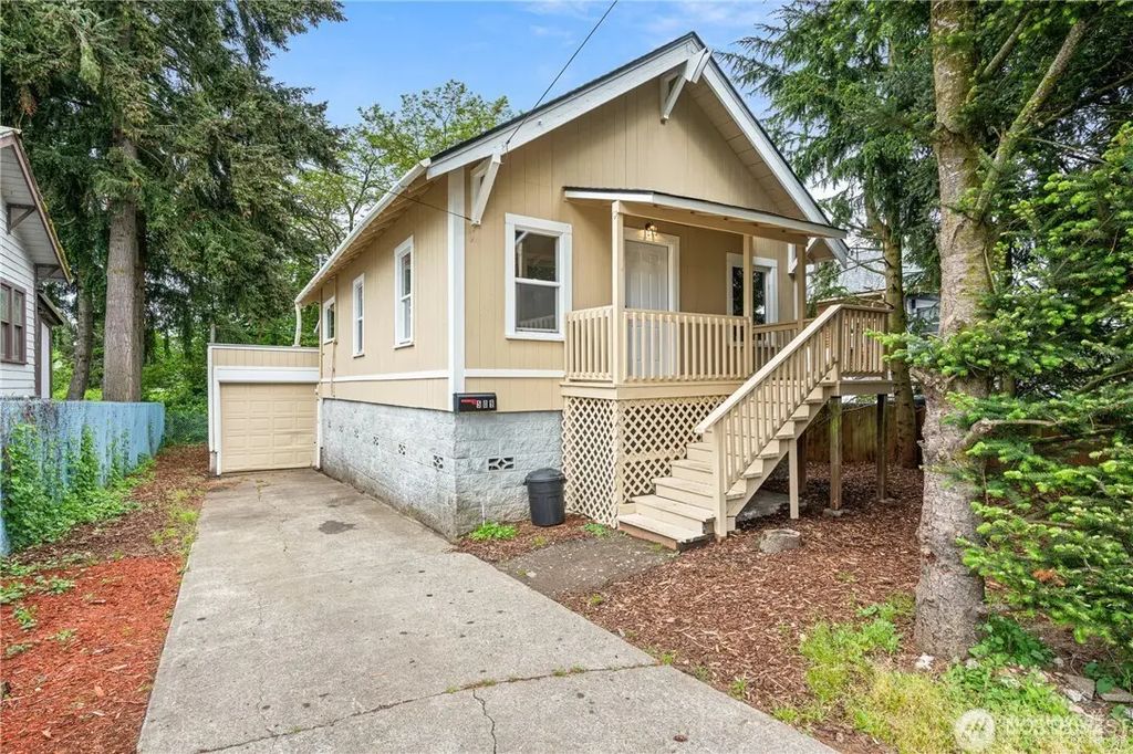 509 Yew Street, Centralia