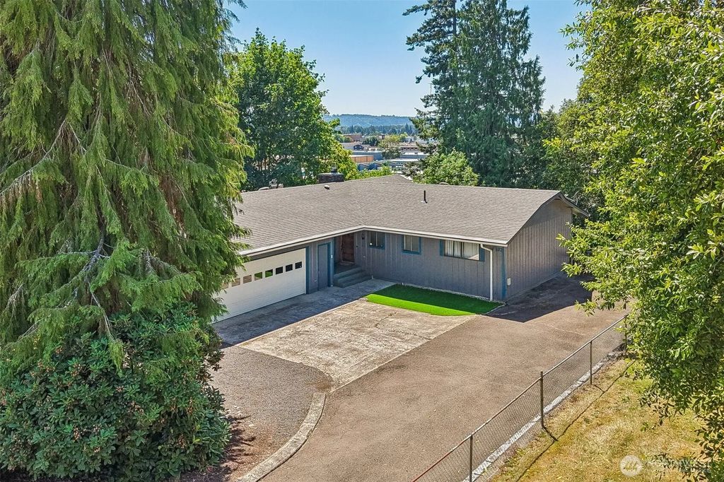 103 N 21st Avenue, Kelso