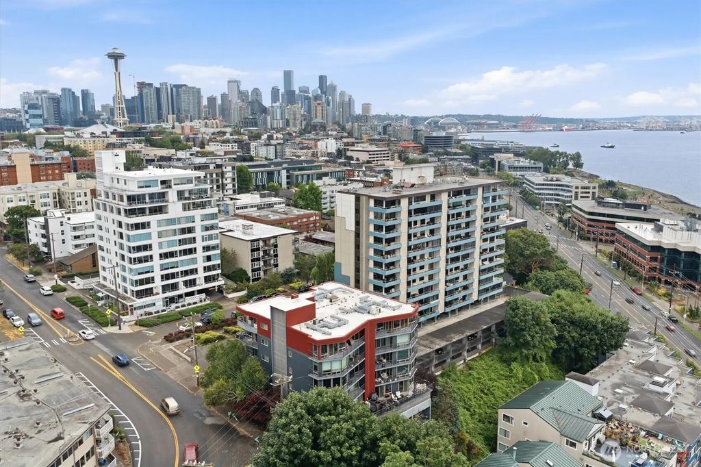 507 W Mercer Street 104, Seattle