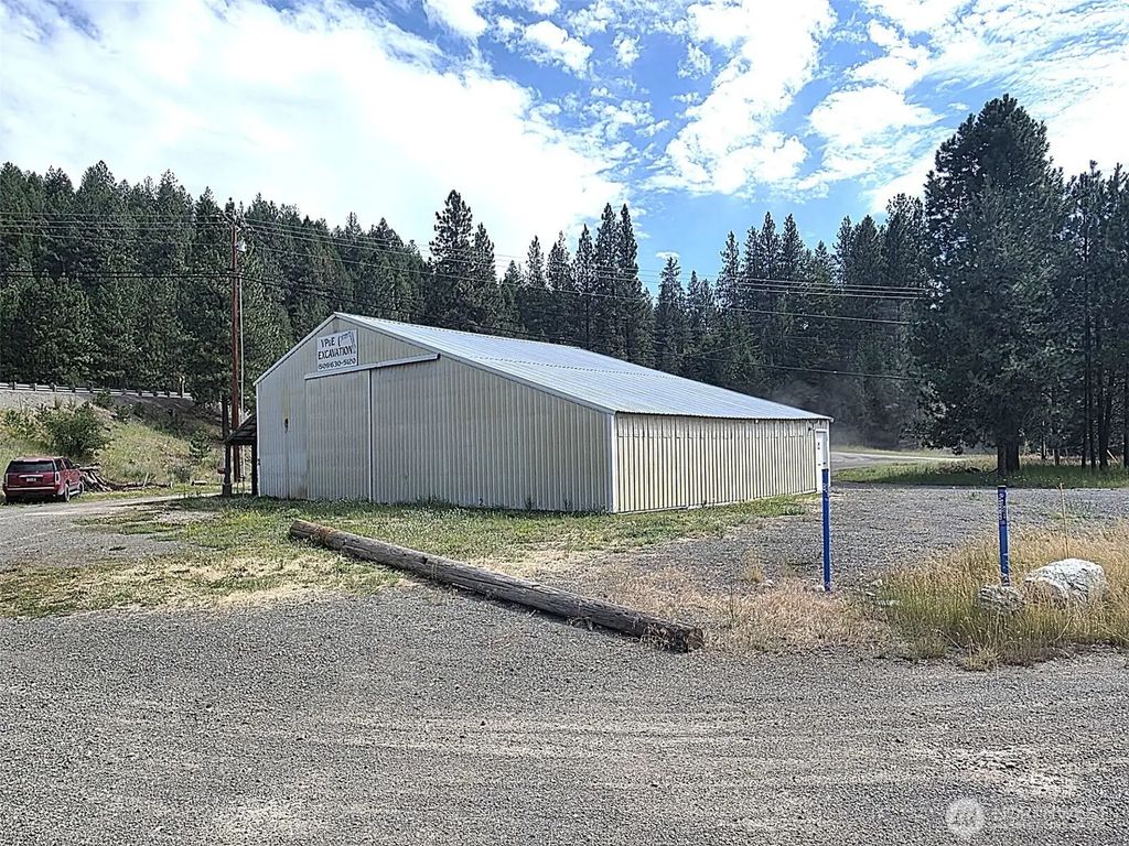 28 Creamery Road, Republic