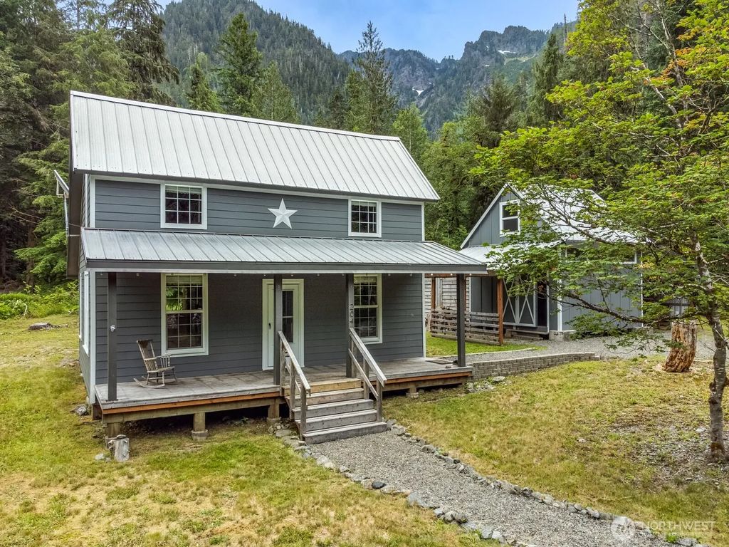 204 Whitton Avenue, Granite Falls