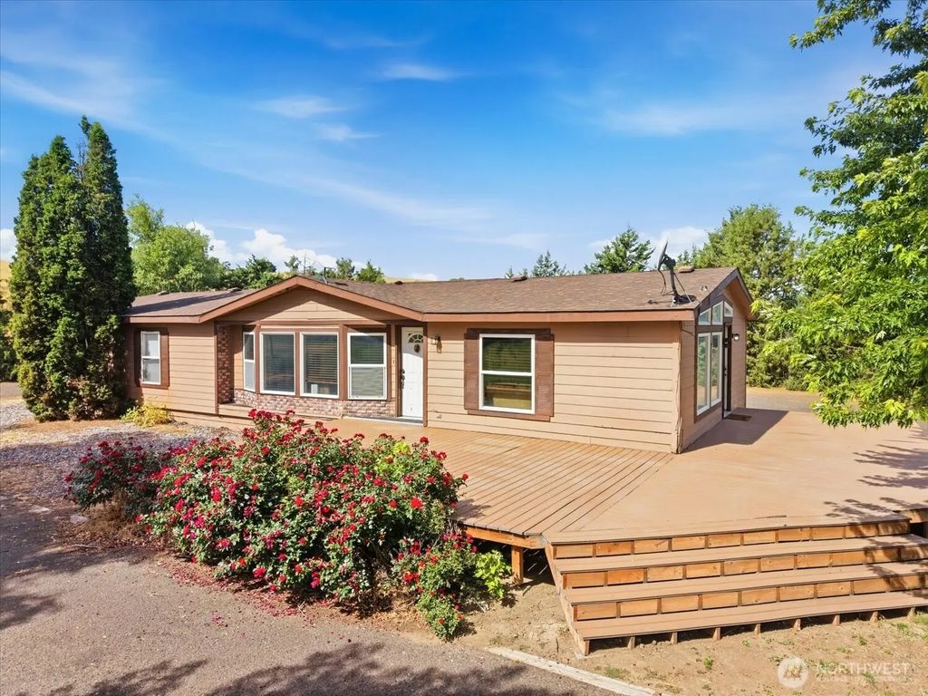 77 Lariat Lane, Walla Walla