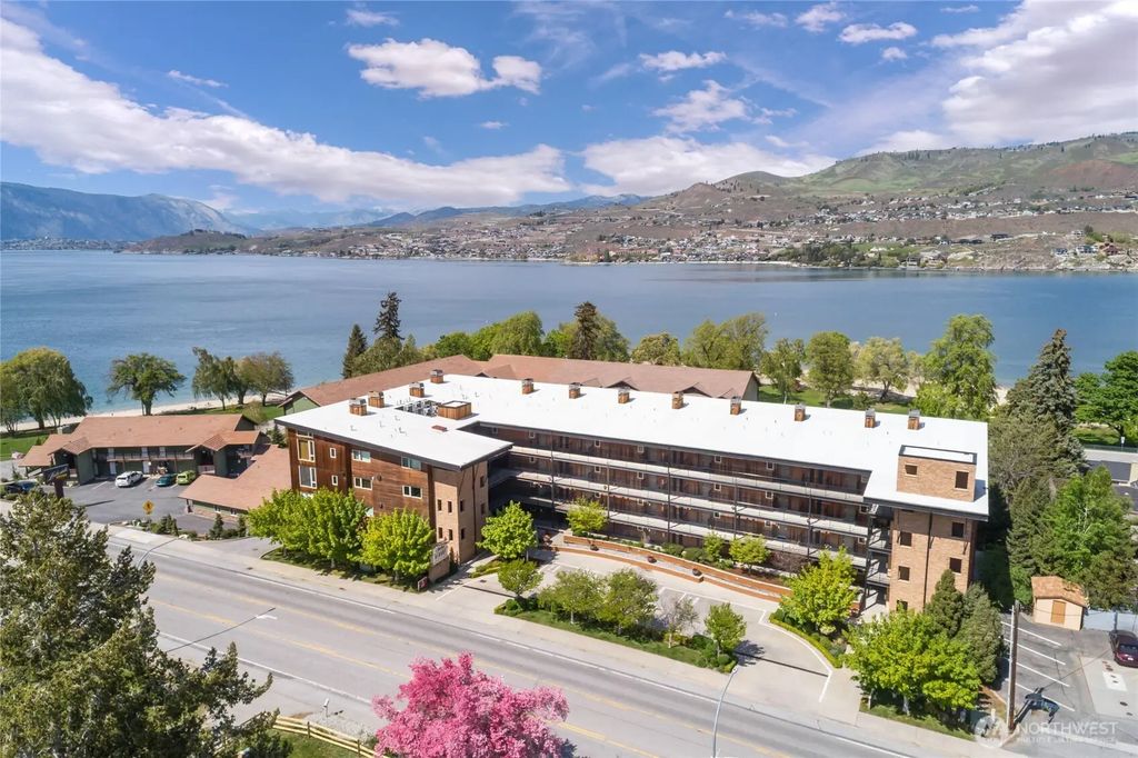 2220 W Woodin 105, Chelan