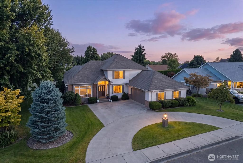 956 Se Garrison Drive, College Place