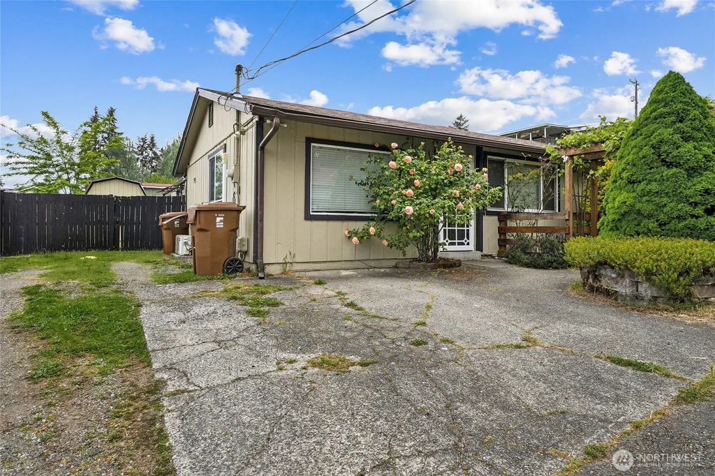 761 S 92nd Street, Tacoma