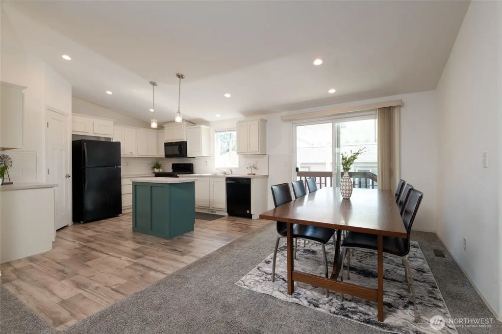 23708 Locust Way 64, Bothell