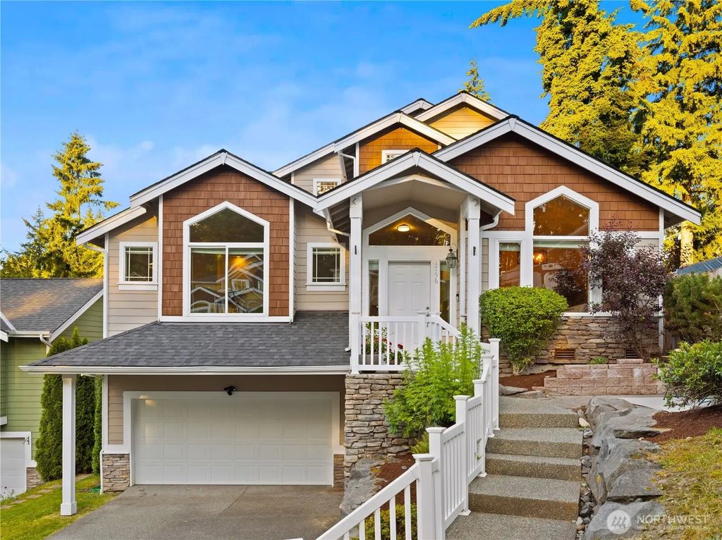 1756 Monroe Avenue Ne, Renton