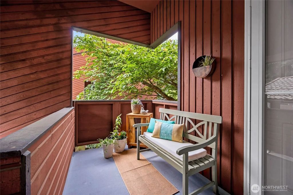 1208 S 216th Street C201, Seattle