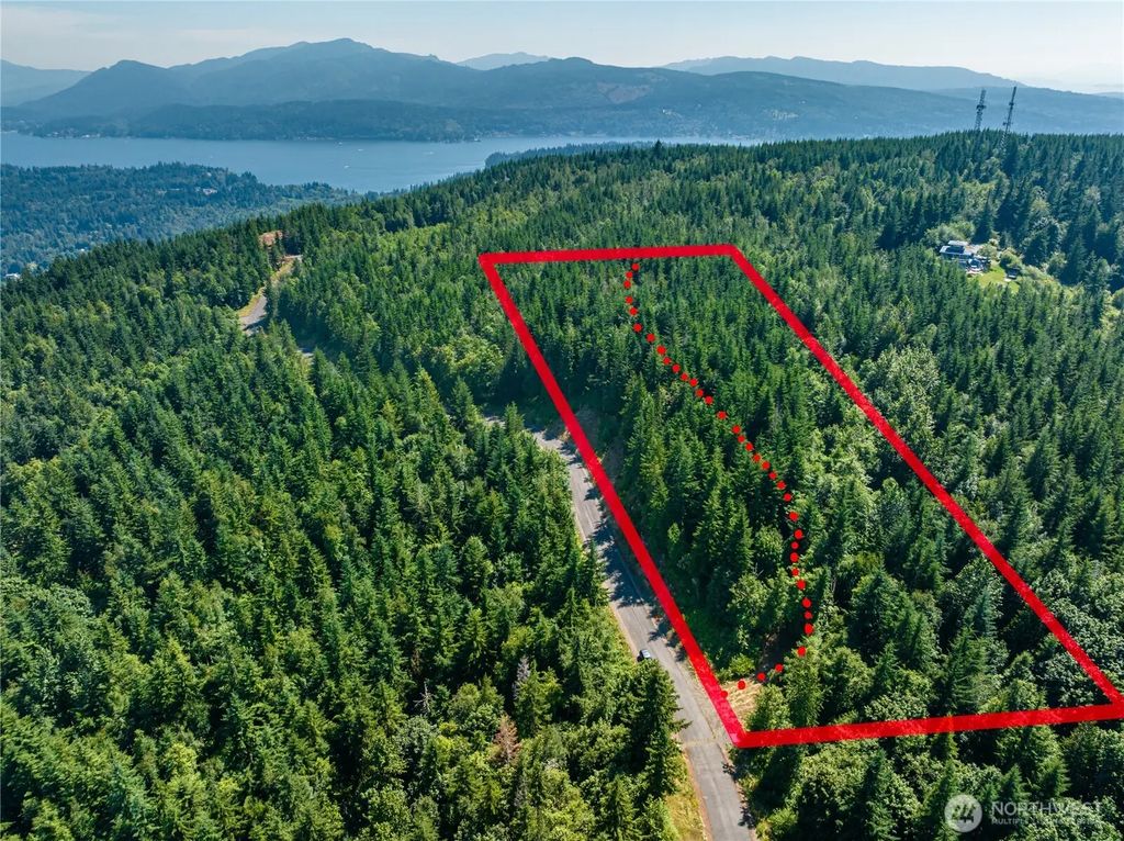 19 Academy Highlands, Bellingham