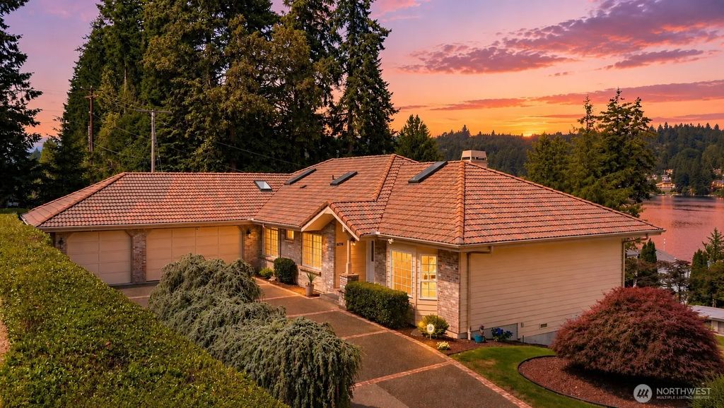 6074 Osprey Circle, Bremerton
