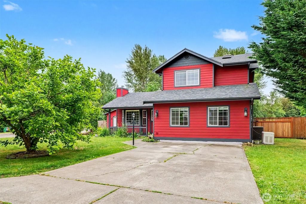 35620 92nd Avenue Court S, McKenna