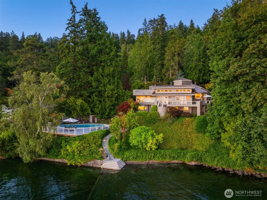 5858 Crystal Springs Drive Ne, Bainbridge Island