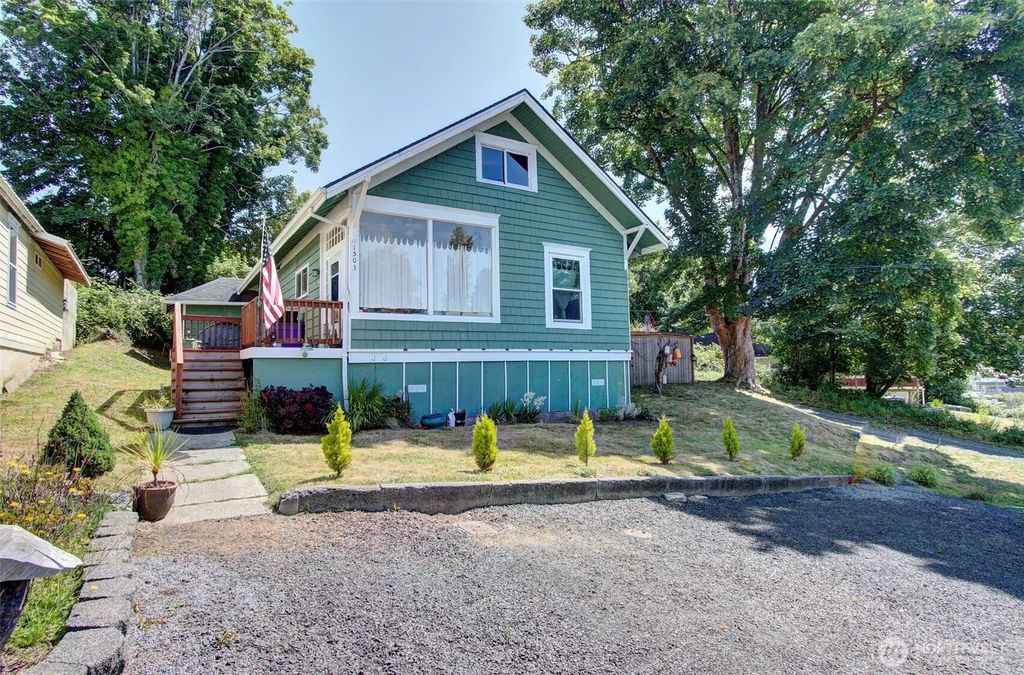 1503 First Street W, South Bend