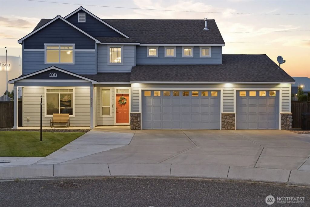 6313 Balmoral Court, Pasco