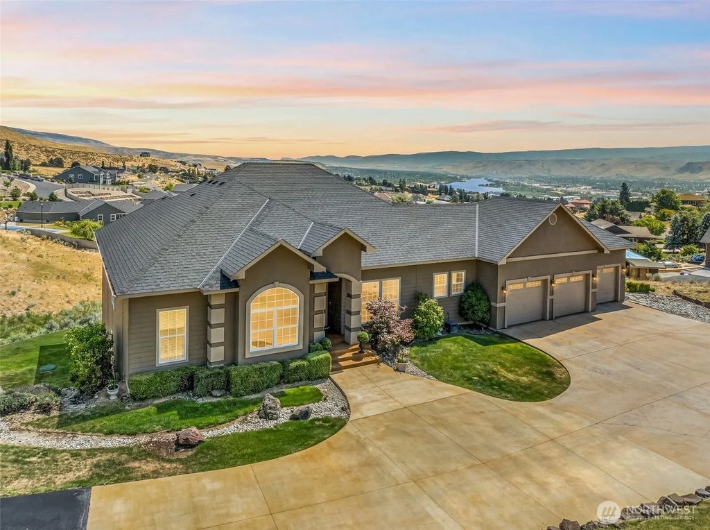 110 Pheasant Canyon Court, Wenatchee