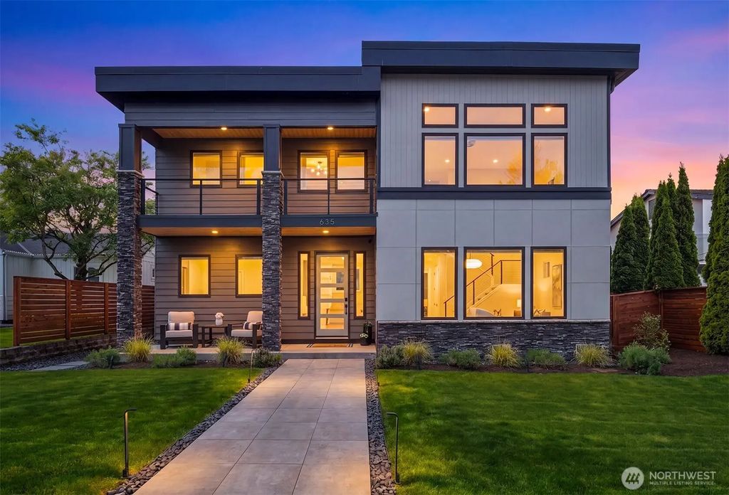 635 17th Avenue W, Kirkland