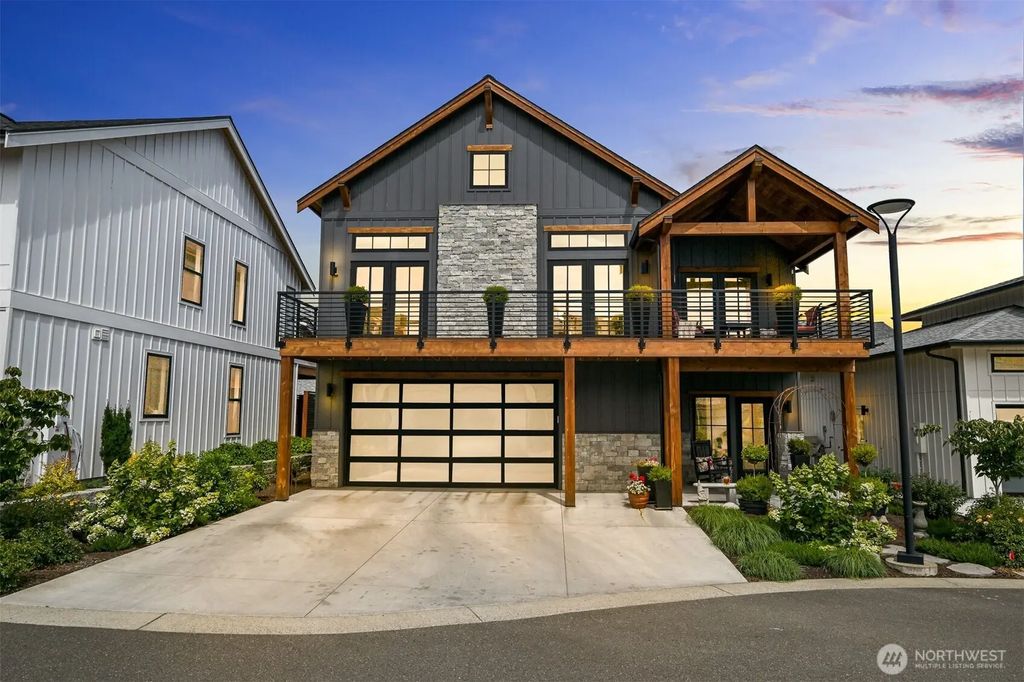 203 Pebblebrook Drive, Lynden