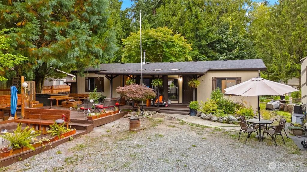 16516 W Lake Goodwin Road, Stanwood