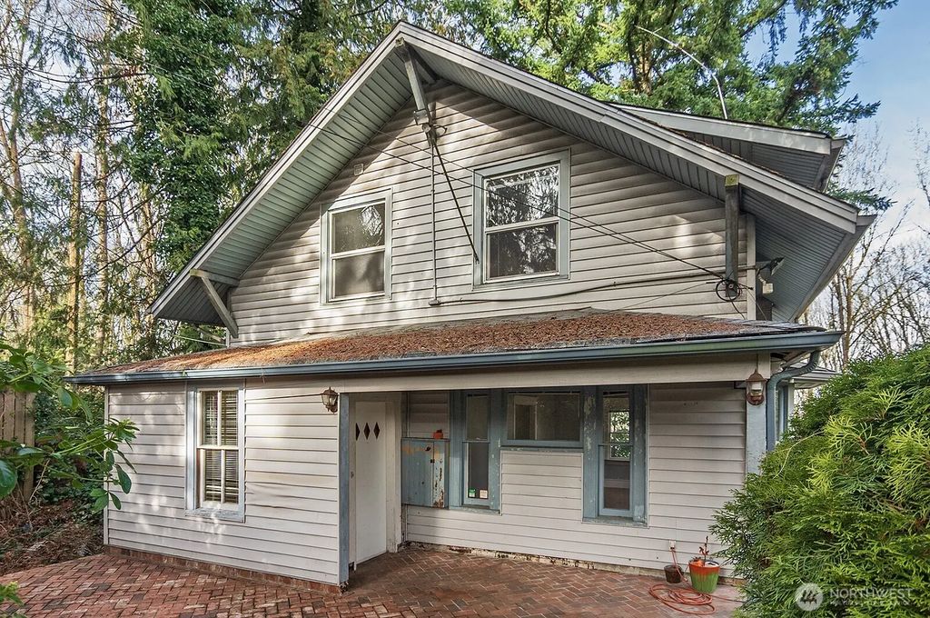 4729 Mount View Drive S, Seattle