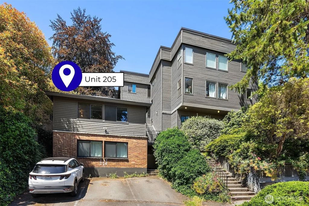 4111 Whitman Avenue N 205, Seattle
