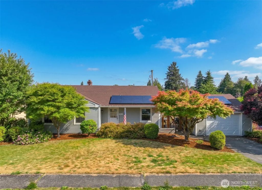 1021 H Street, Centralia