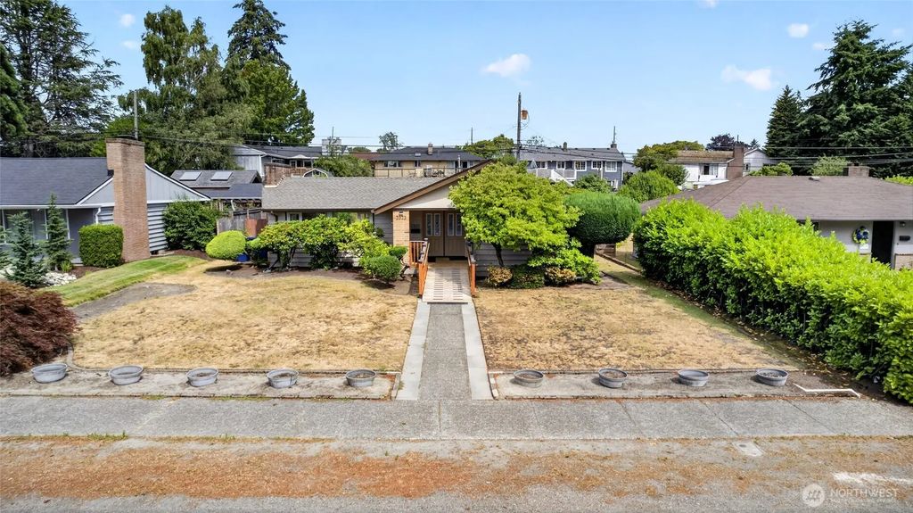 2323 N Highland Street, Tacoma