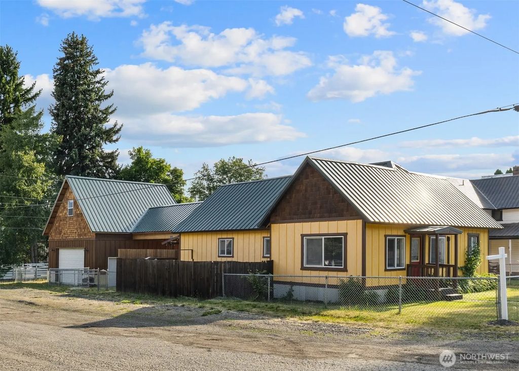 301 W 4th Street, Cle Elum