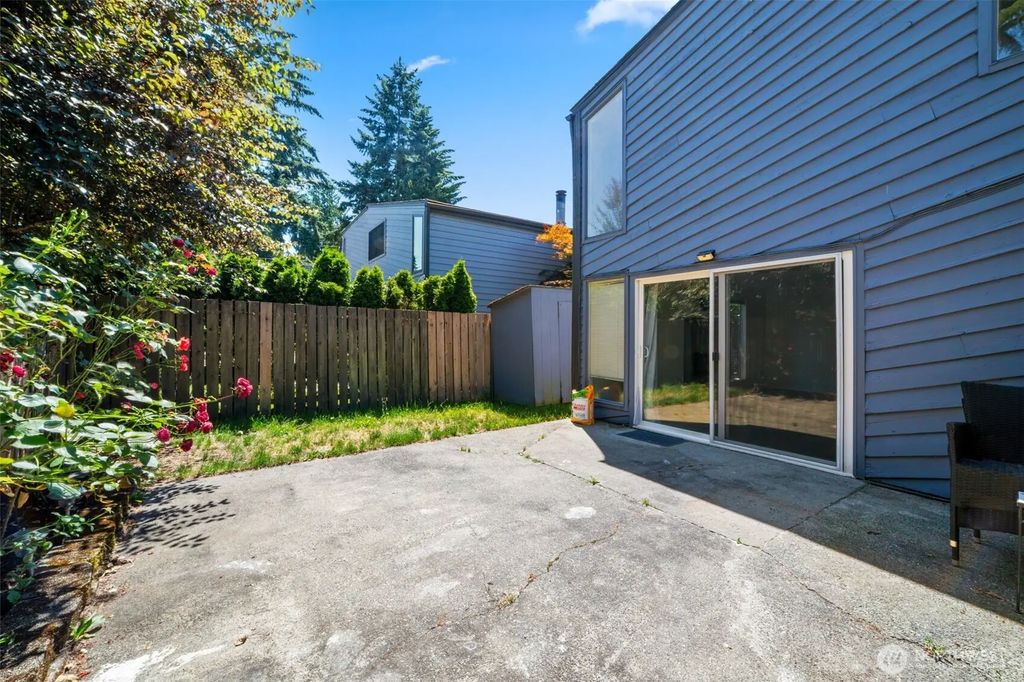 720 141st Lane Se 713, Bellevue