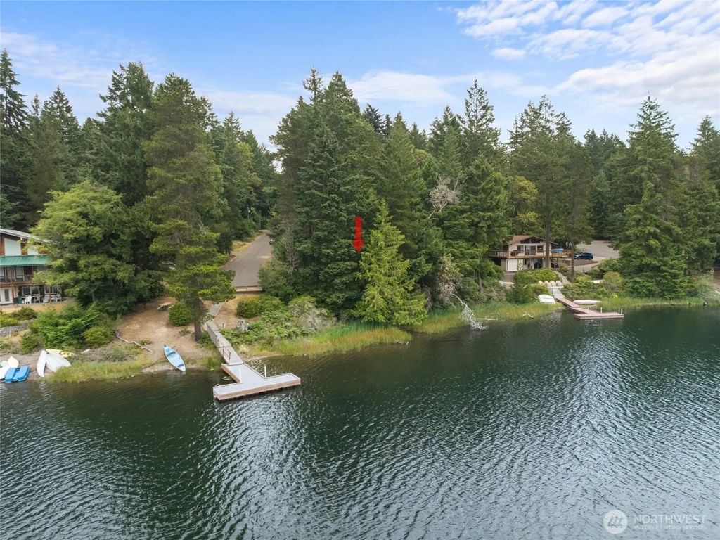 10718 Trout Place, Anderson Island