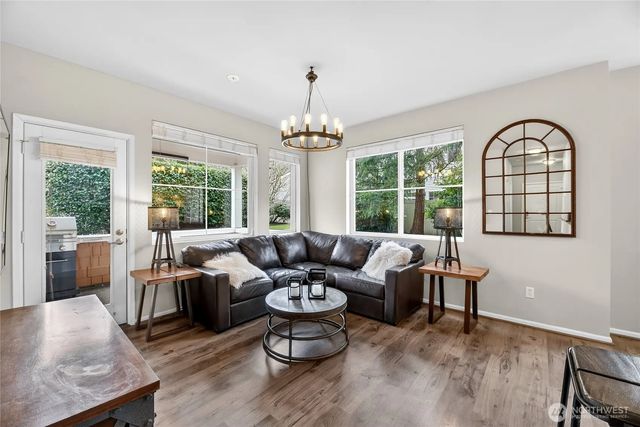 503 225th Lane Ne F101, Sammamish