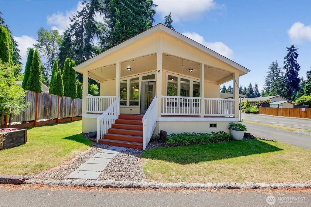 3232 206th Place Se, Bothell