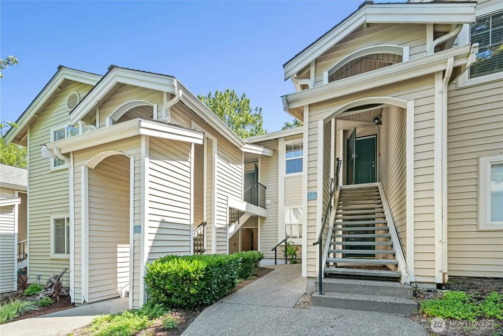 2300 Jefferson Avenue Ne E121, Renton